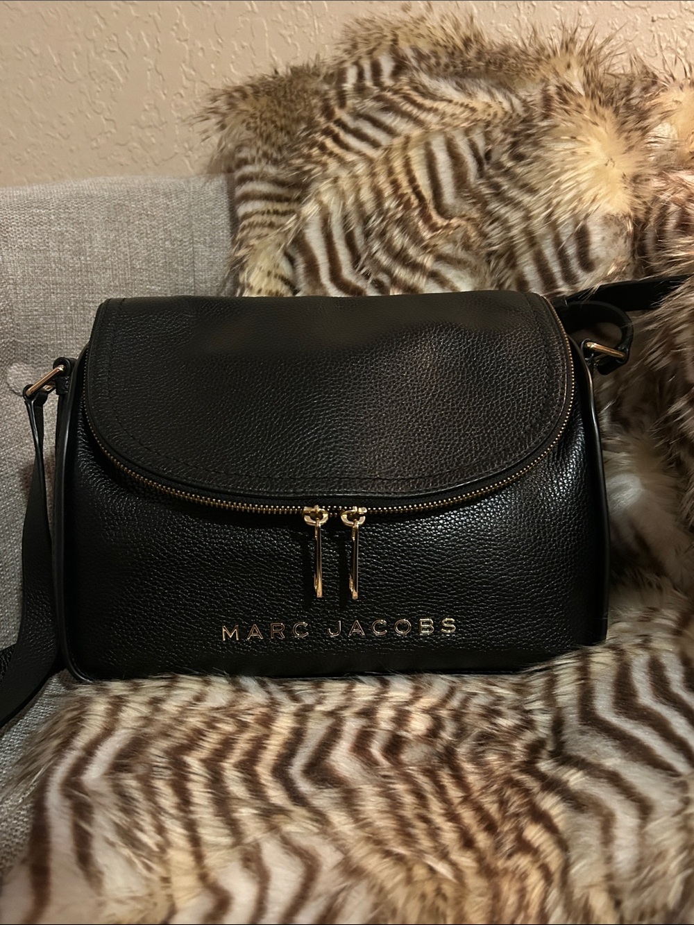 Marc Jacobs Black Pebbled Leather Crossbody with Gold Hardware